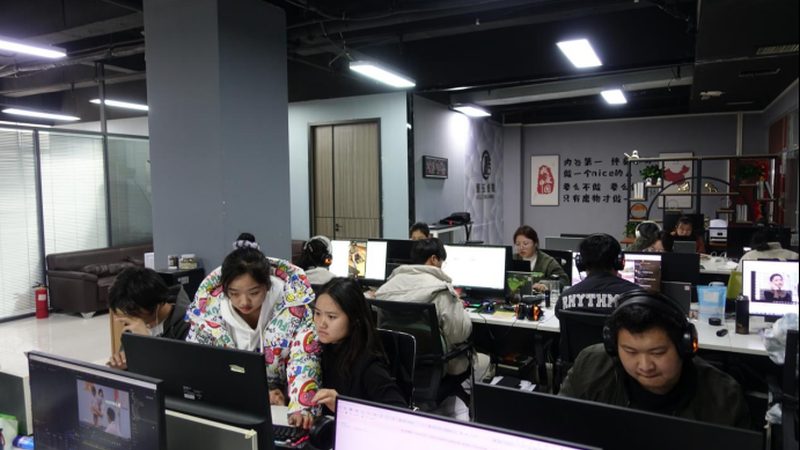 短视频影视场景搭建技巧：打造吸睛画面的关键要素